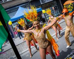 AKONI MENDES - Danseuse professionnelle Brésilienne, cours de danse brésilienne, spectacle et show brésilien