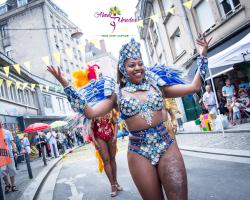 AKONI MENDES - Danseuse professionnelle Brésilienne, cours de danse brésilienne, spectacle et show brésilien