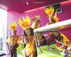 AKONI MENDES - Danseuse professionnelle Brésilienne, cours de danse brésilienne, spectacle et show brésilien